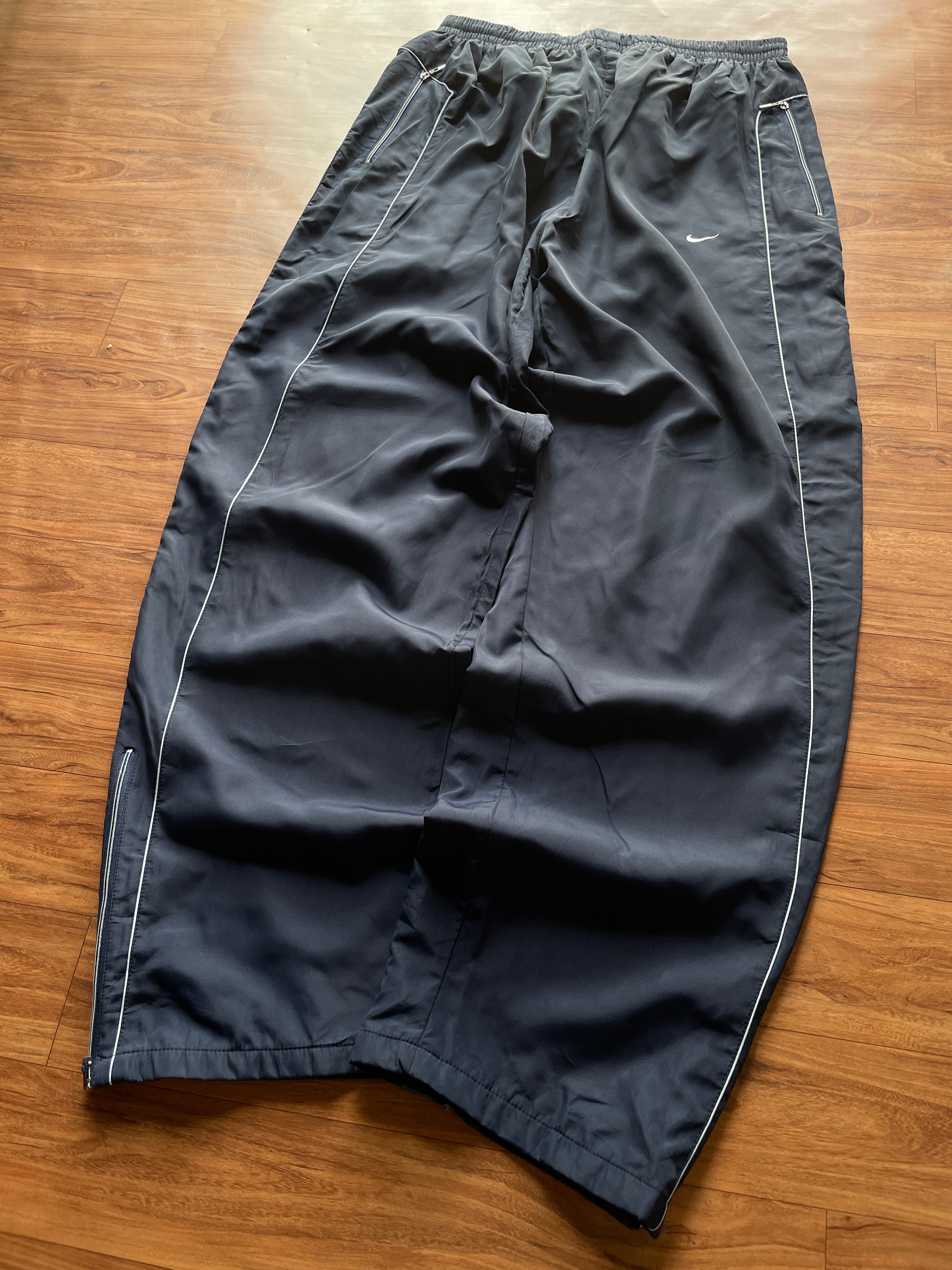 Nike baggy