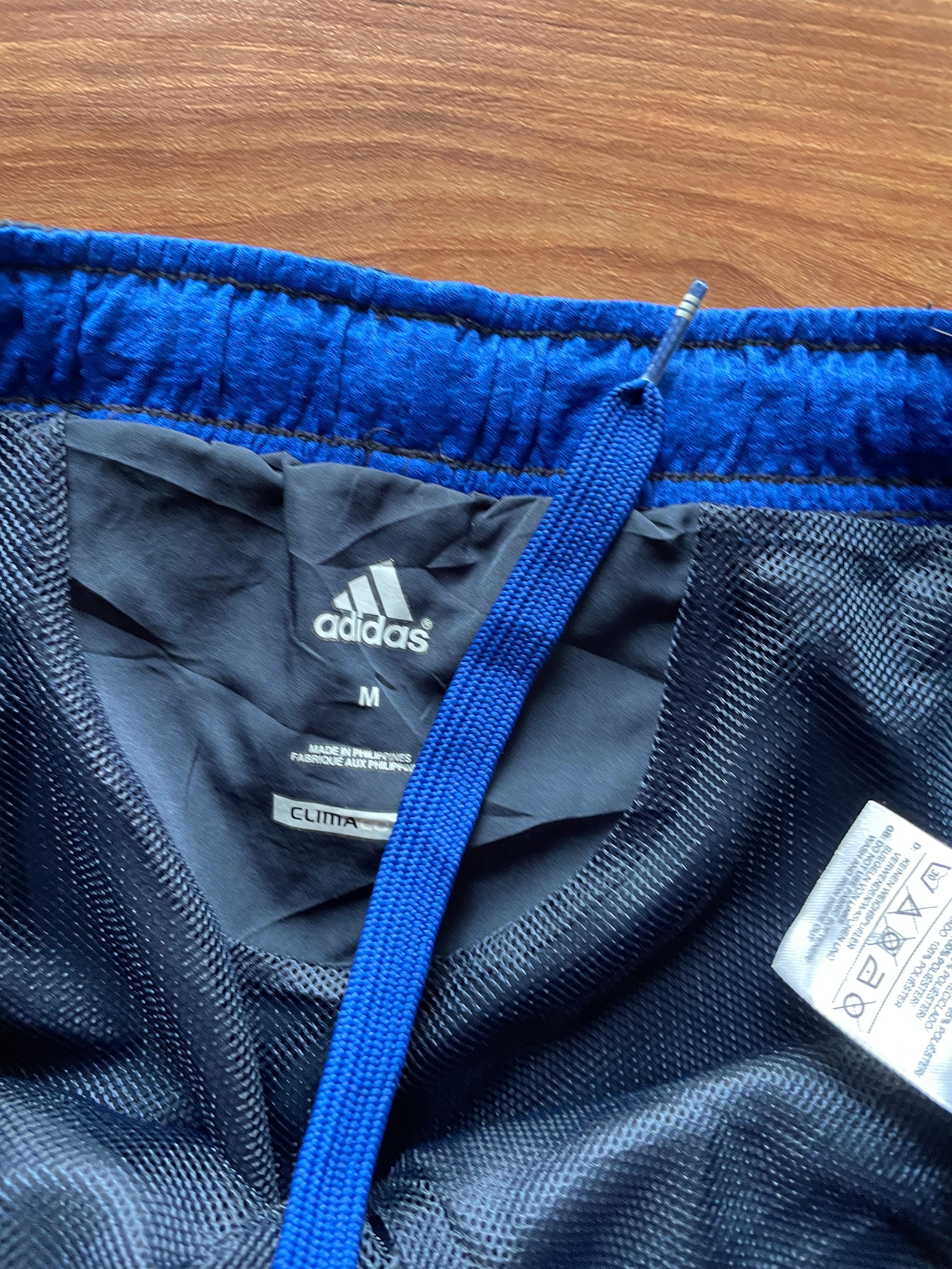 Adidas- M