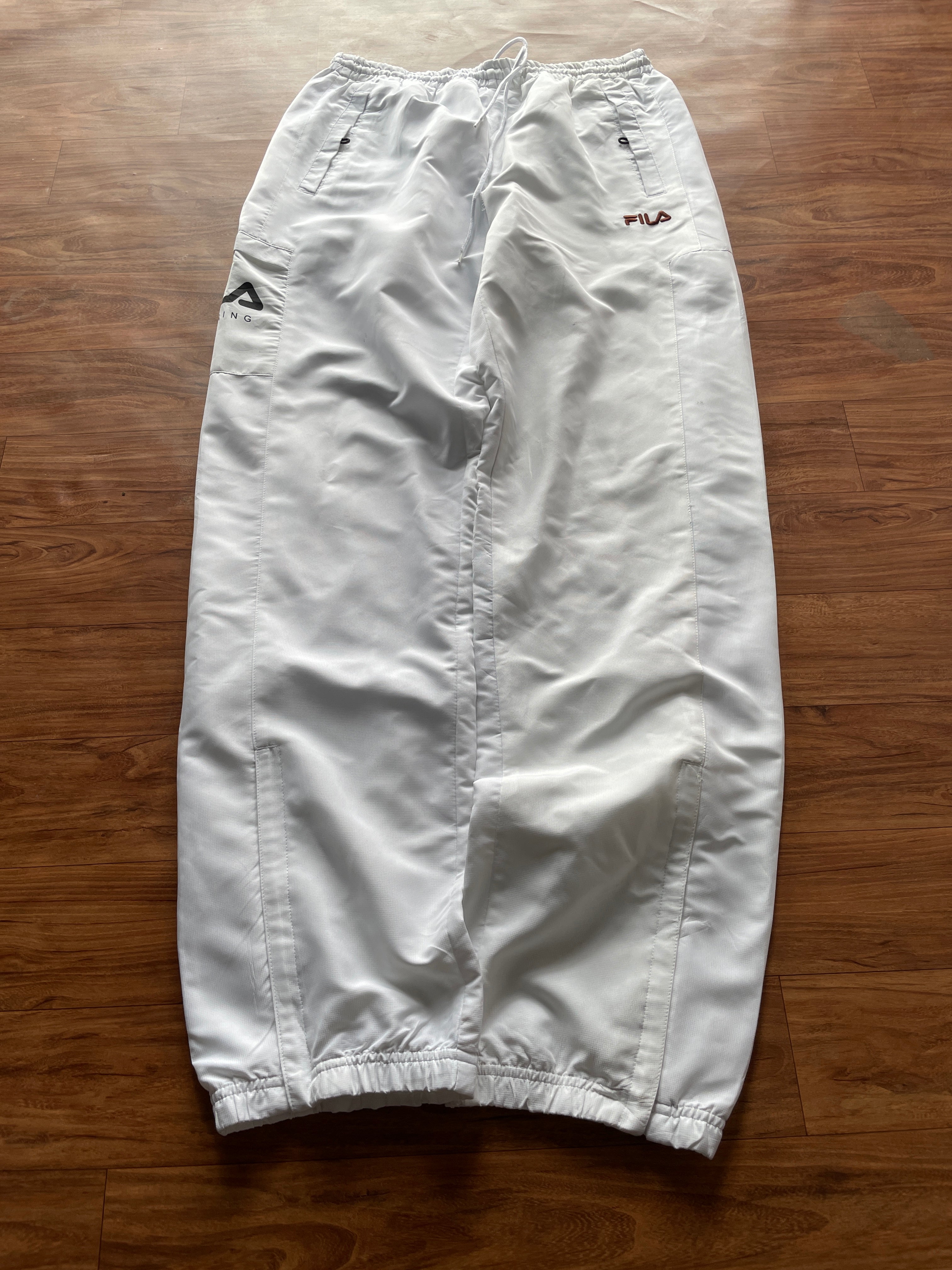 Fila track