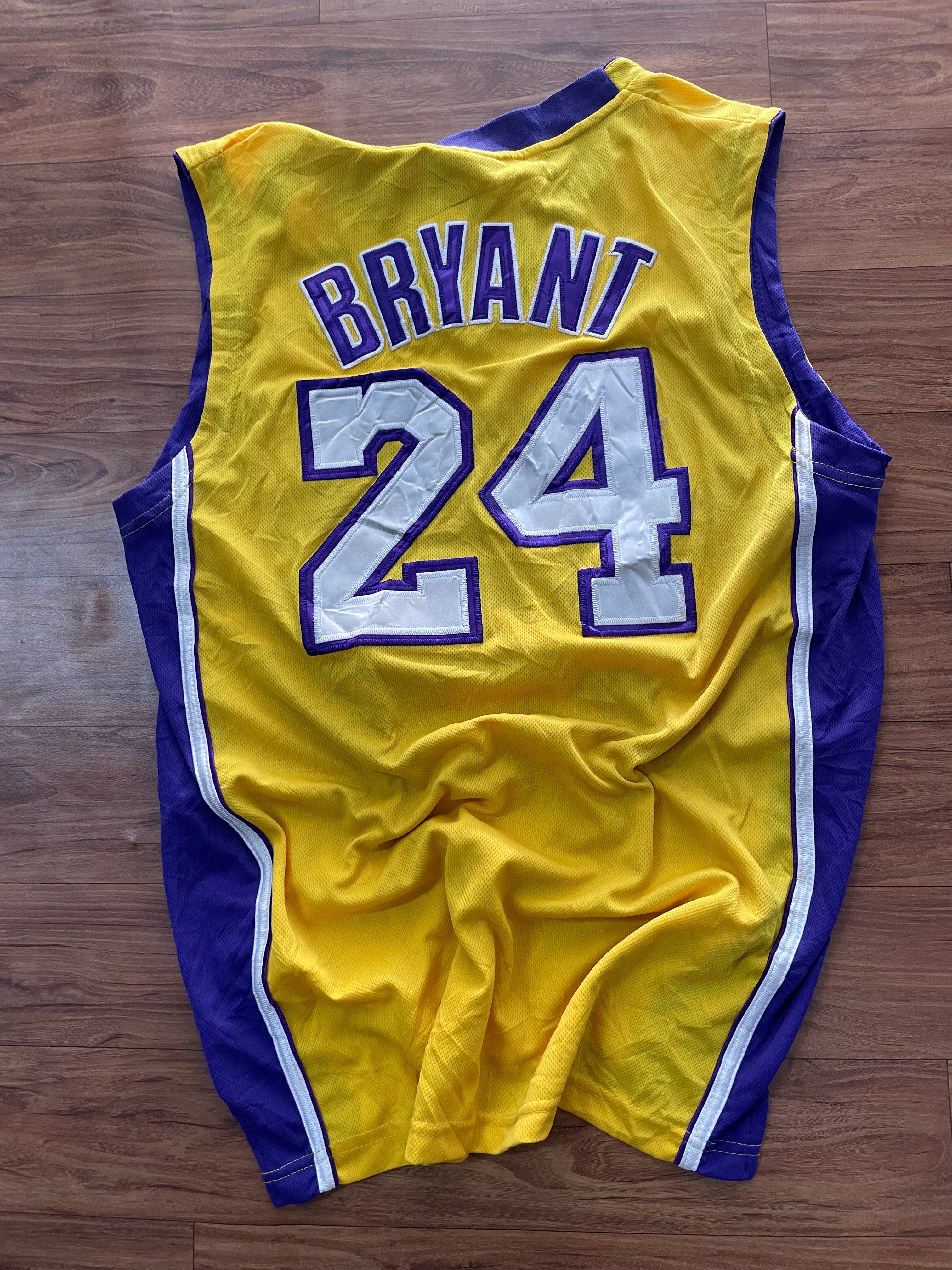 Lakers #24 Bryant (super rare )