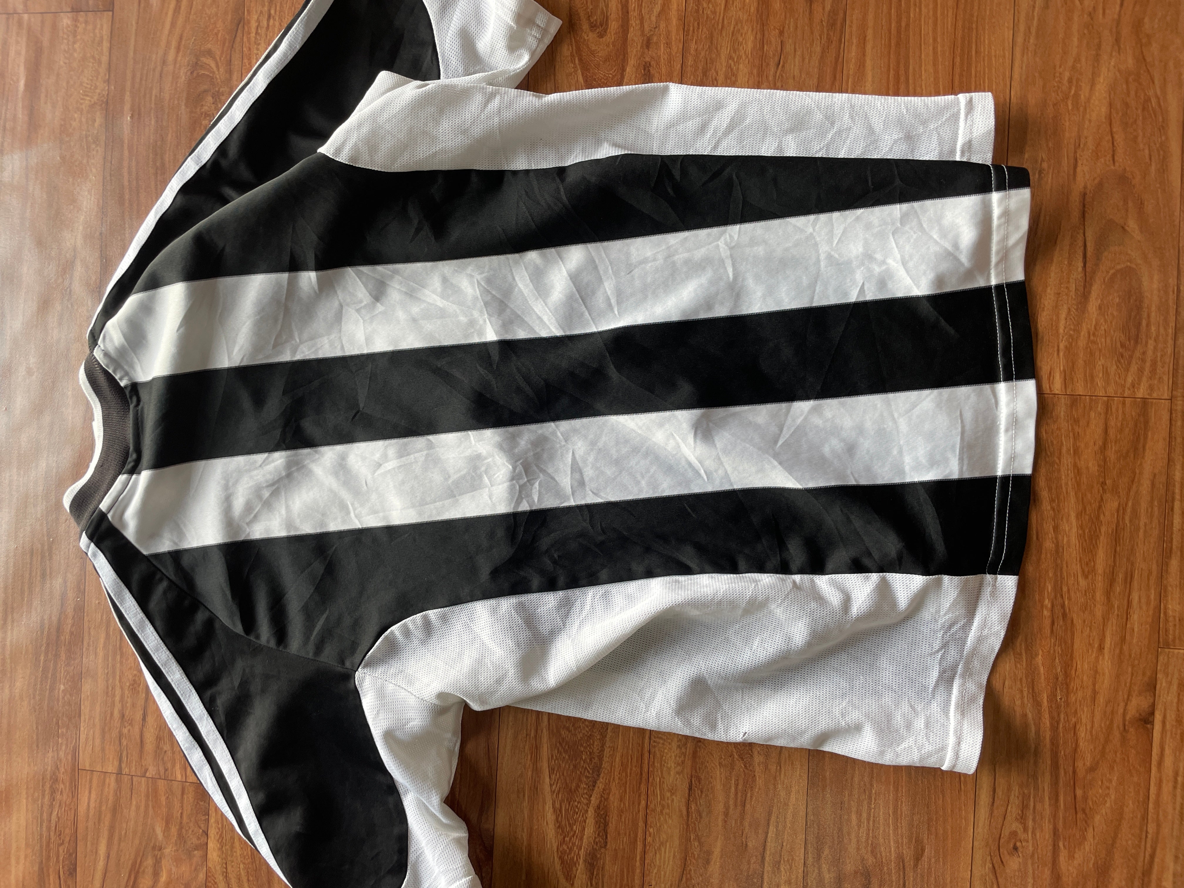 Newcastle United home  2001-2003