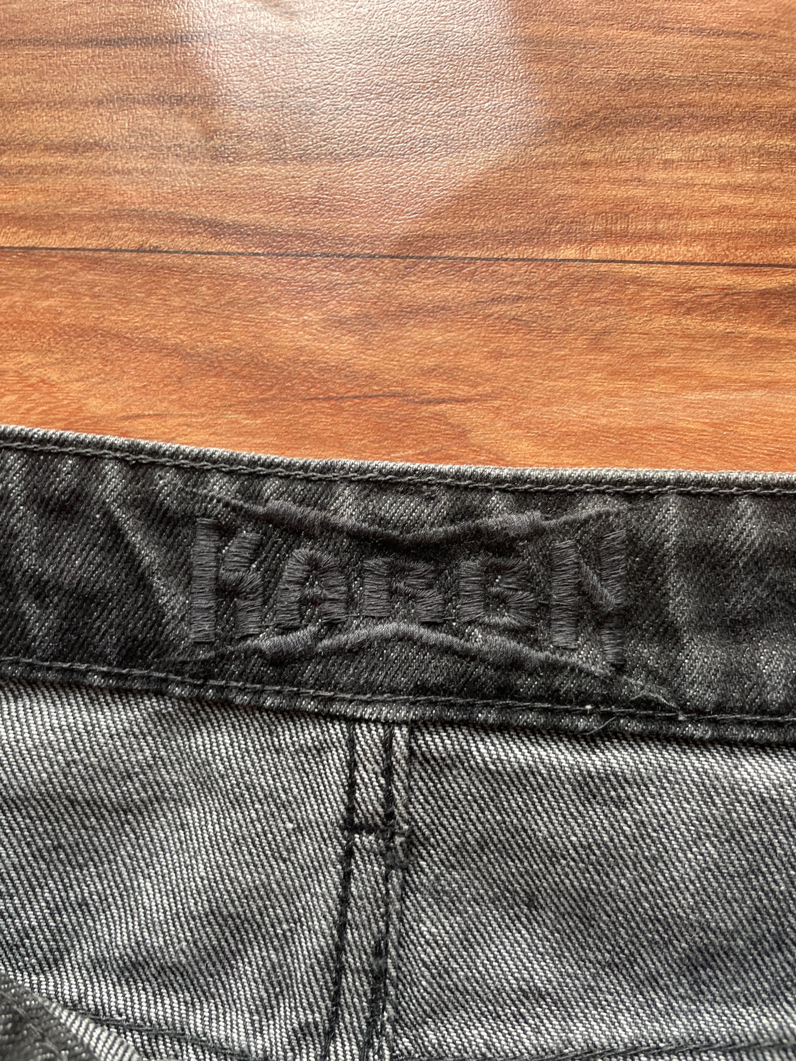 Real baggy low rise