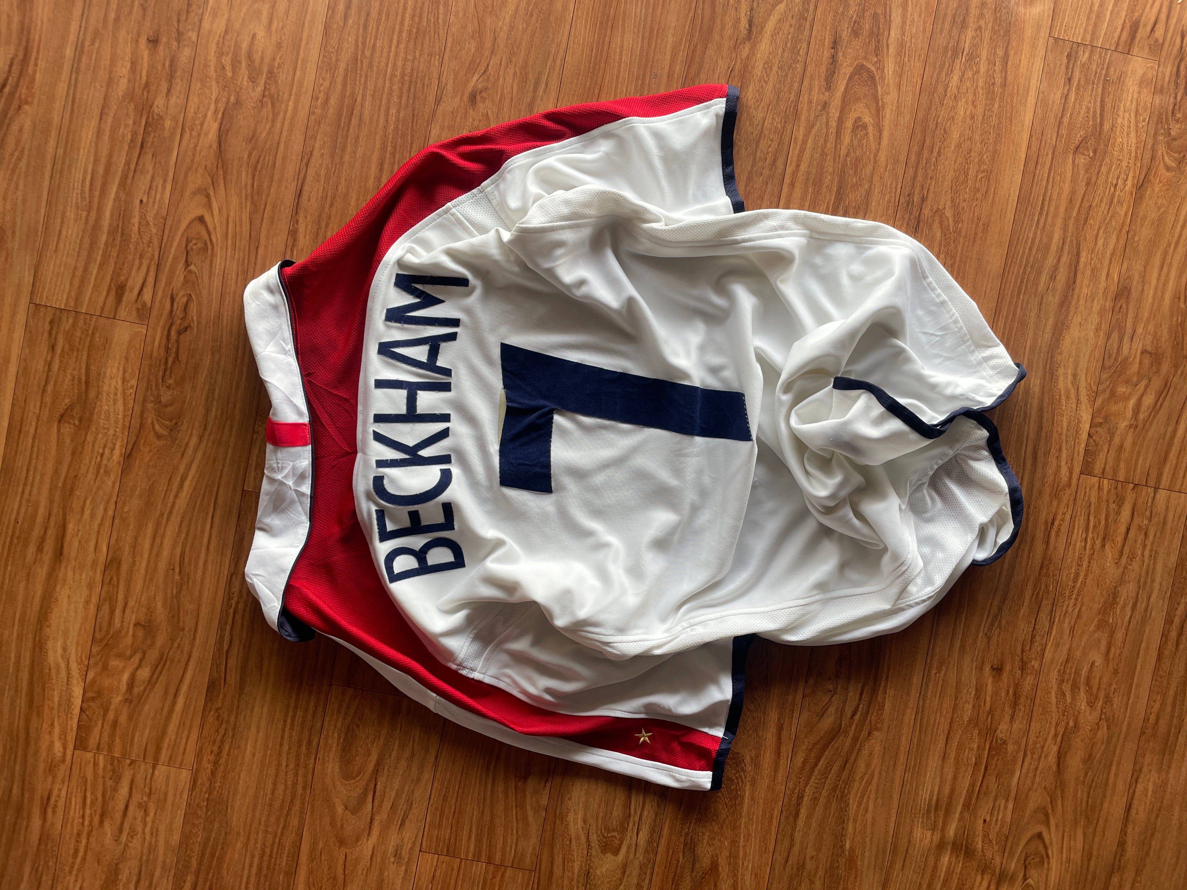 Vintage 2004 home beckham jersey