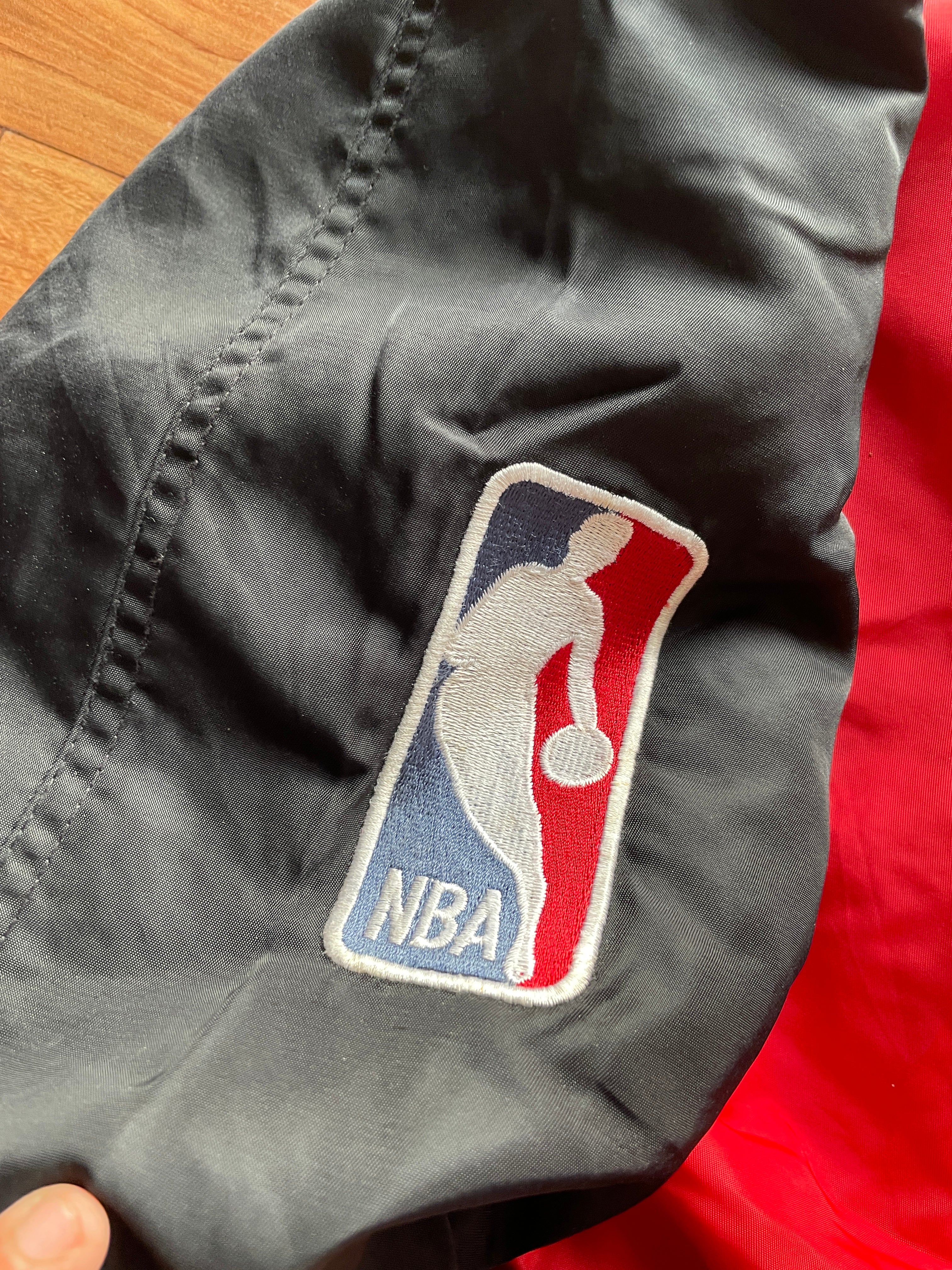 vintage  90s Logo Athletic Chicago Bulls NBA (super rare)