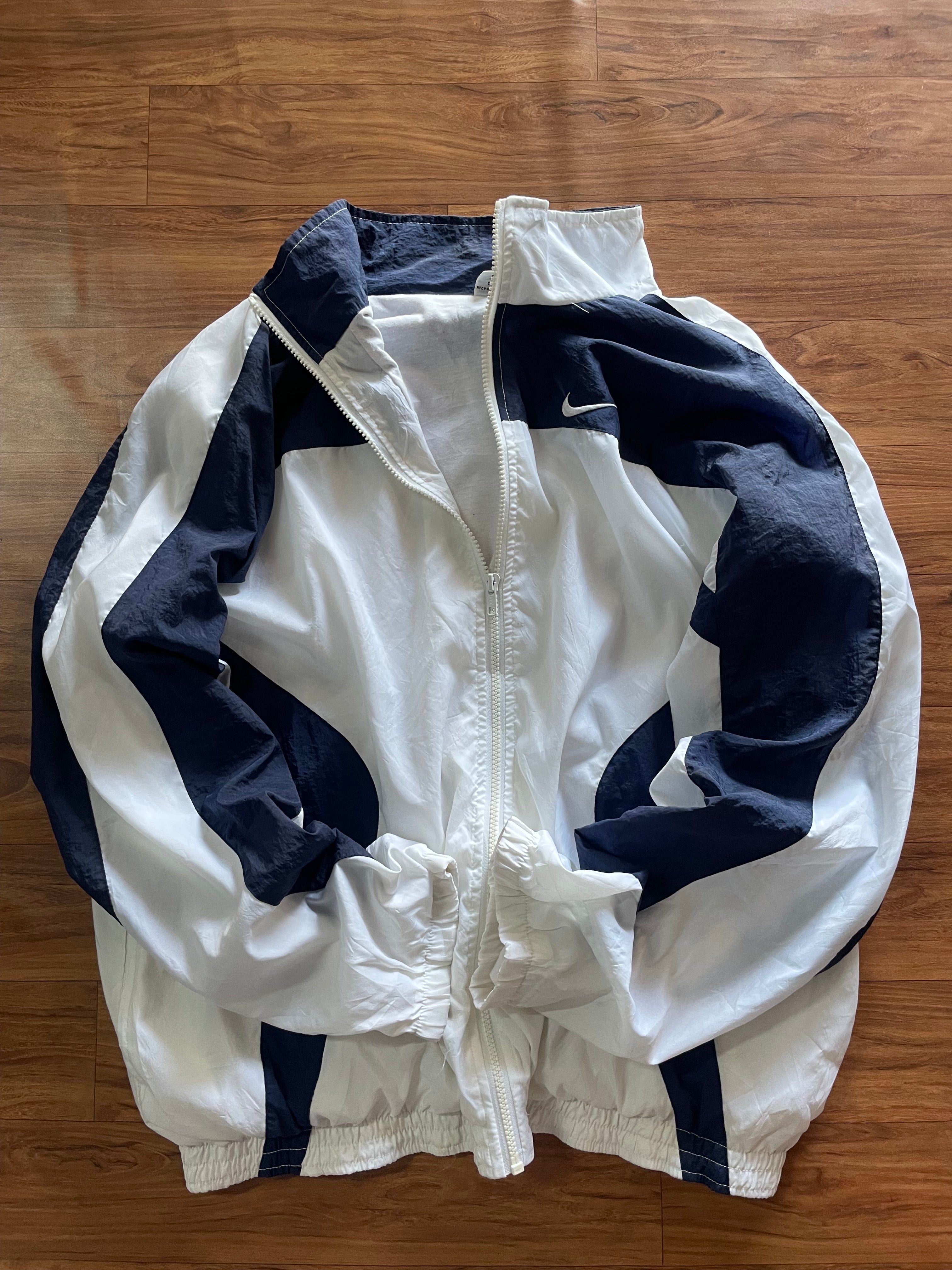 Nike vintage jacket (super rare )
