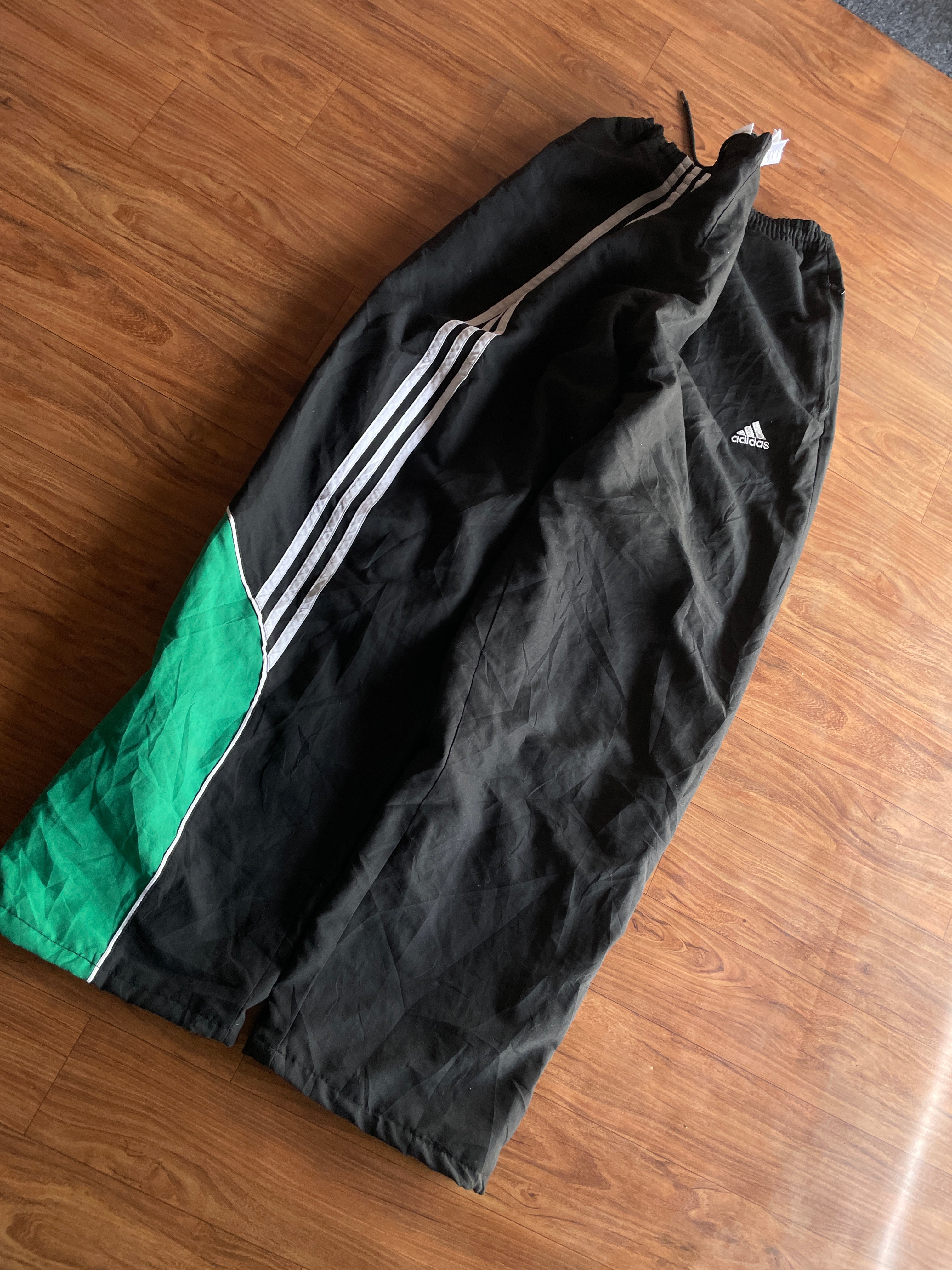 Trackpant