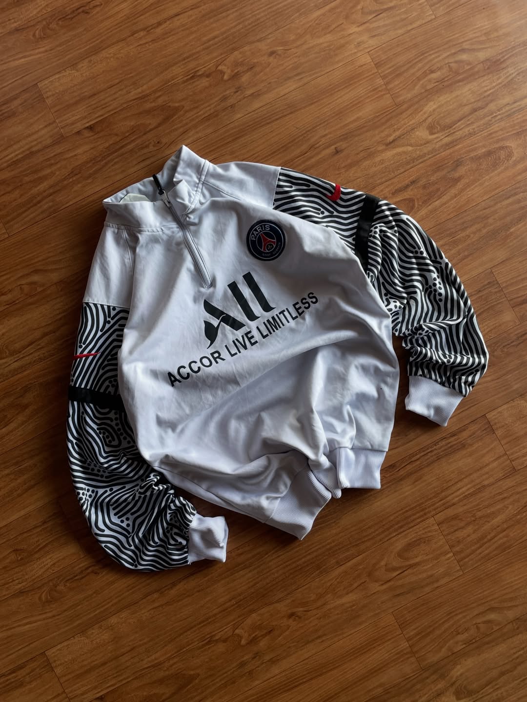 PSG full sleeves
