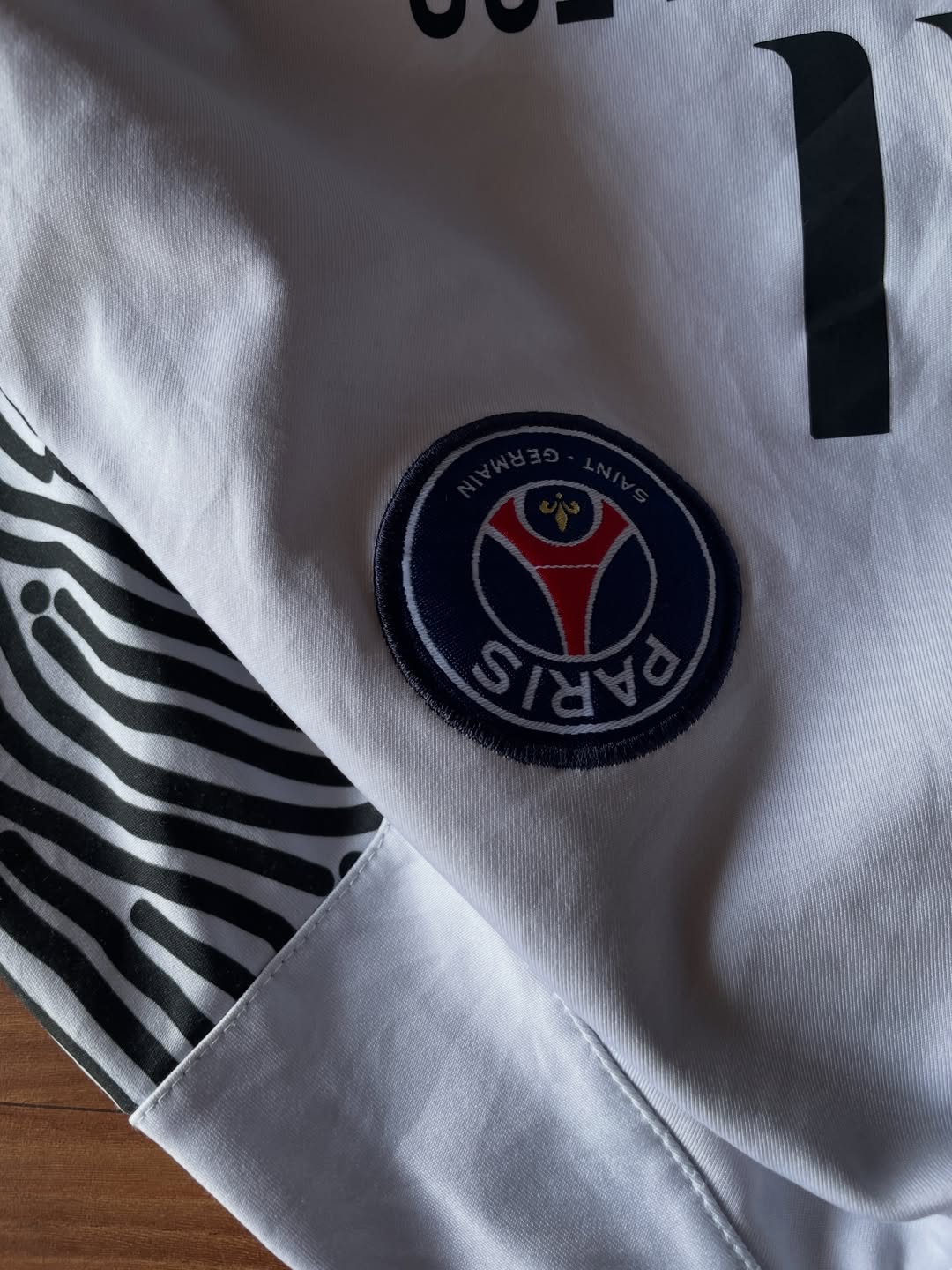 PSG full sleeves