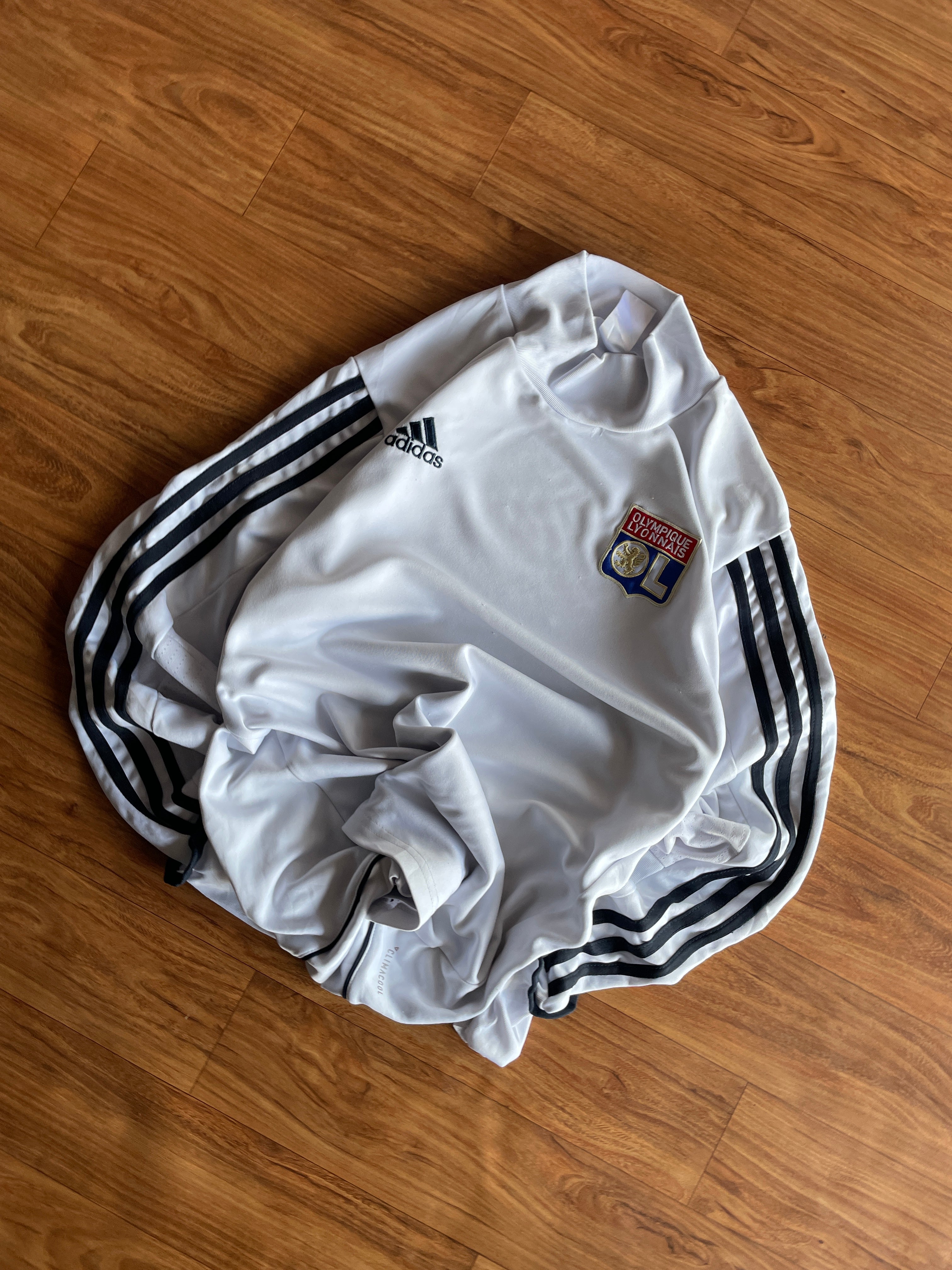 OLYMPIQUE LYONNAIS 2018(c40-42 L28)