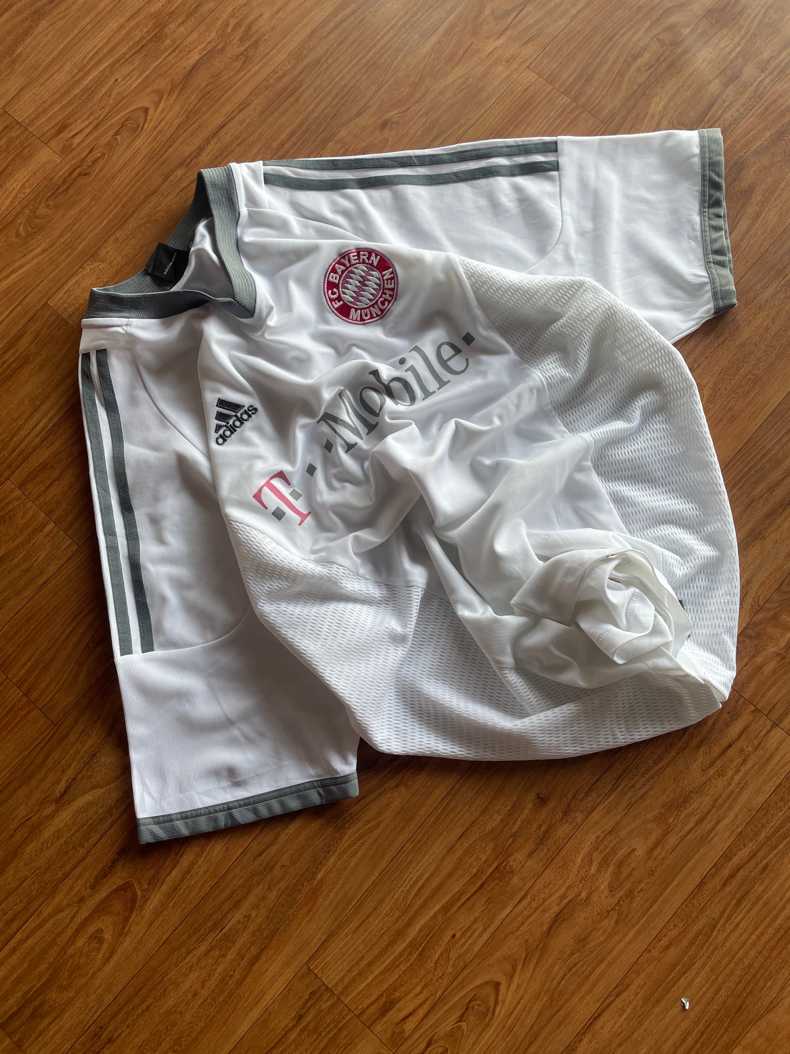BAYERN MUNICH 2002 -Xl