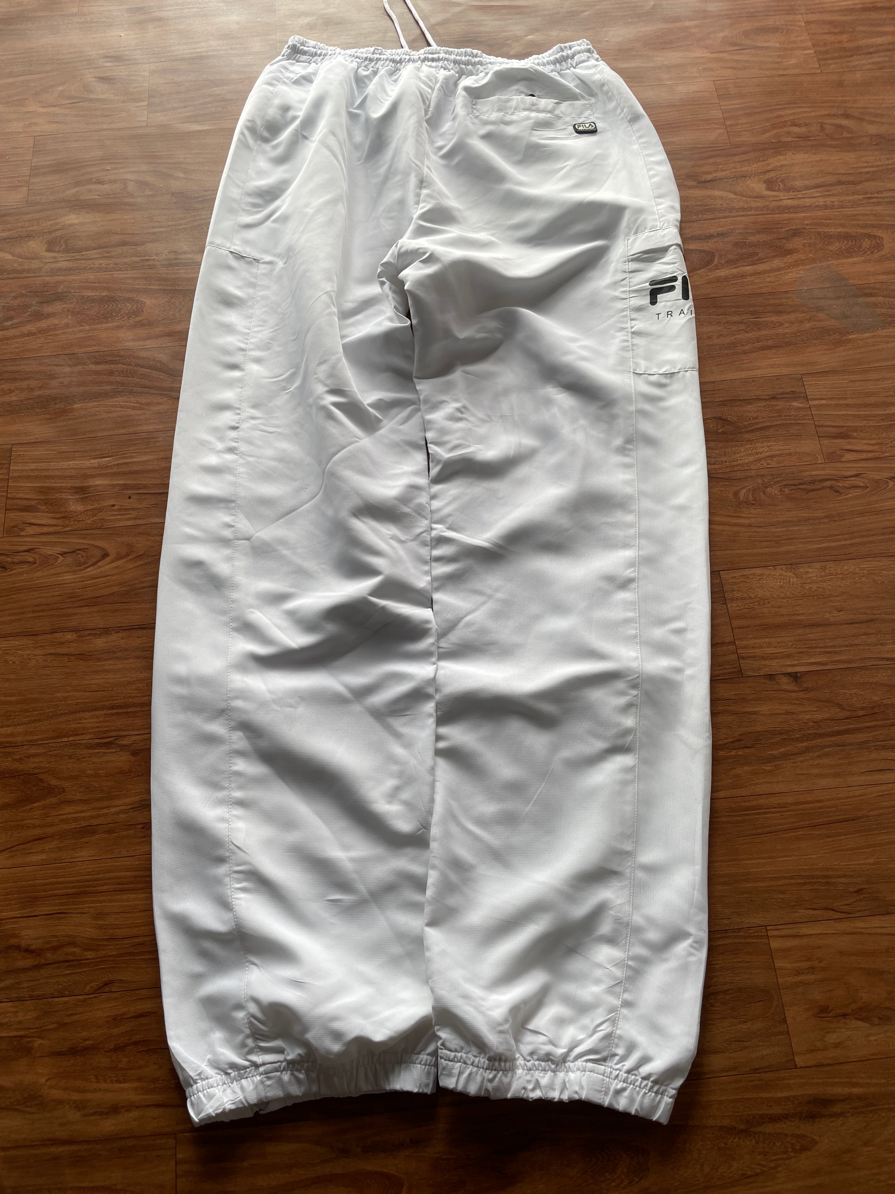 Fila track