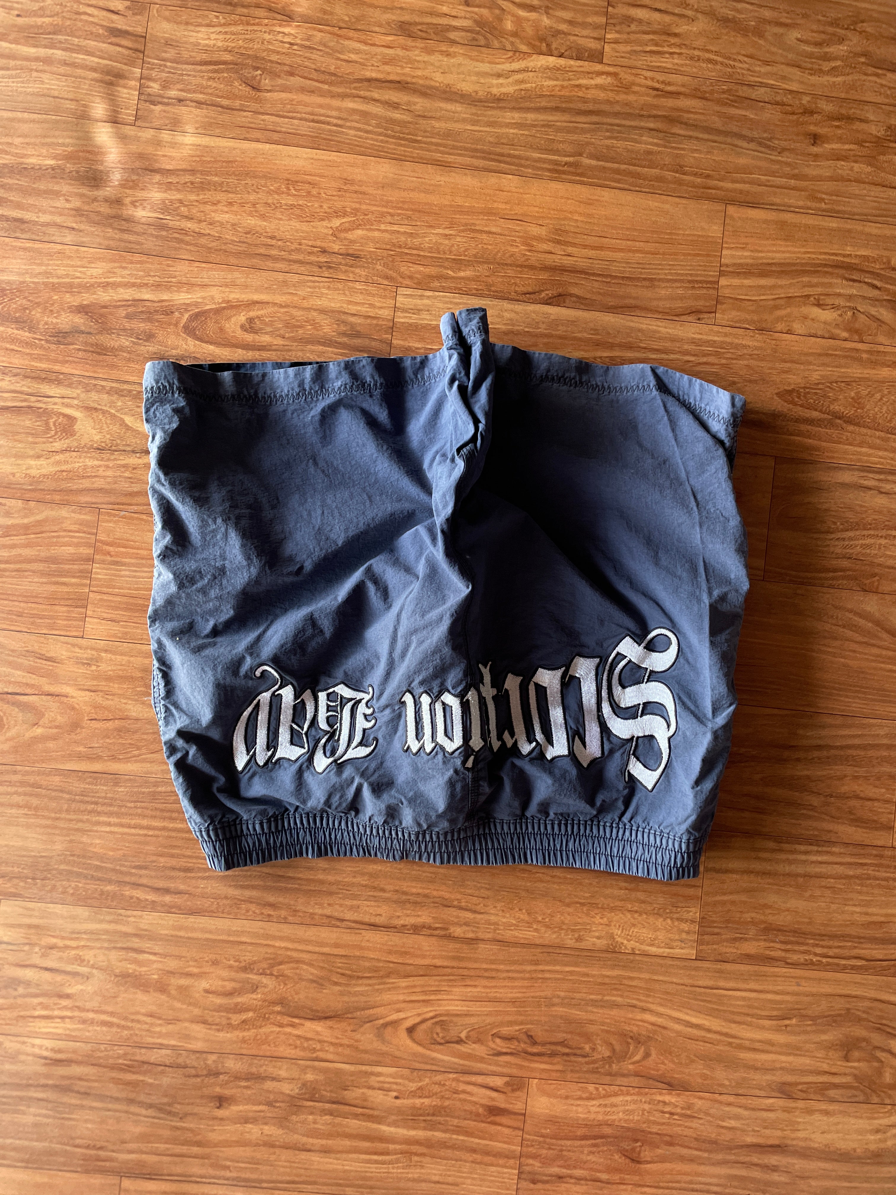 short embroidered Jort(W30-32 l15)