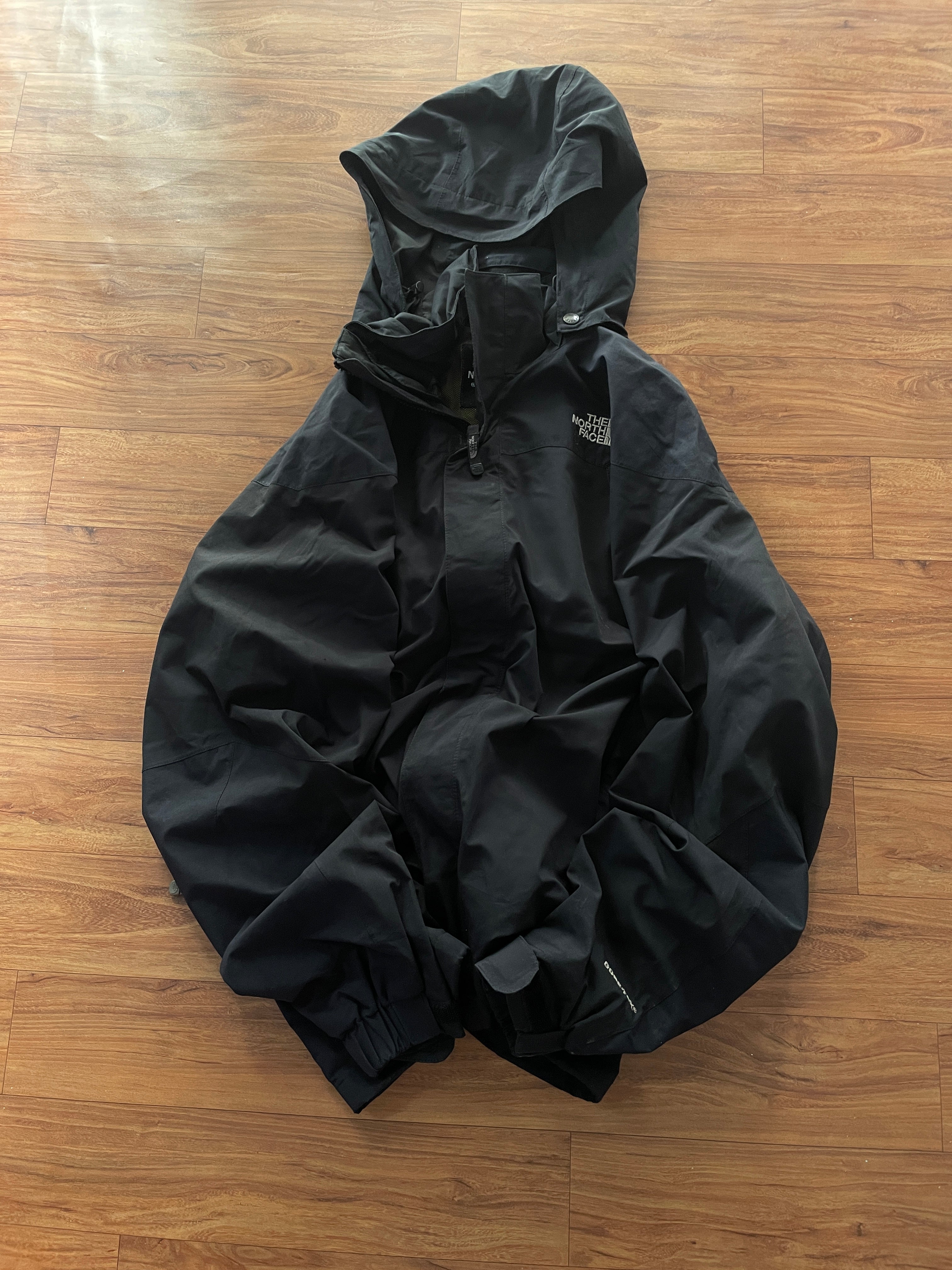 The north face heavy jacket  (gore-tex )