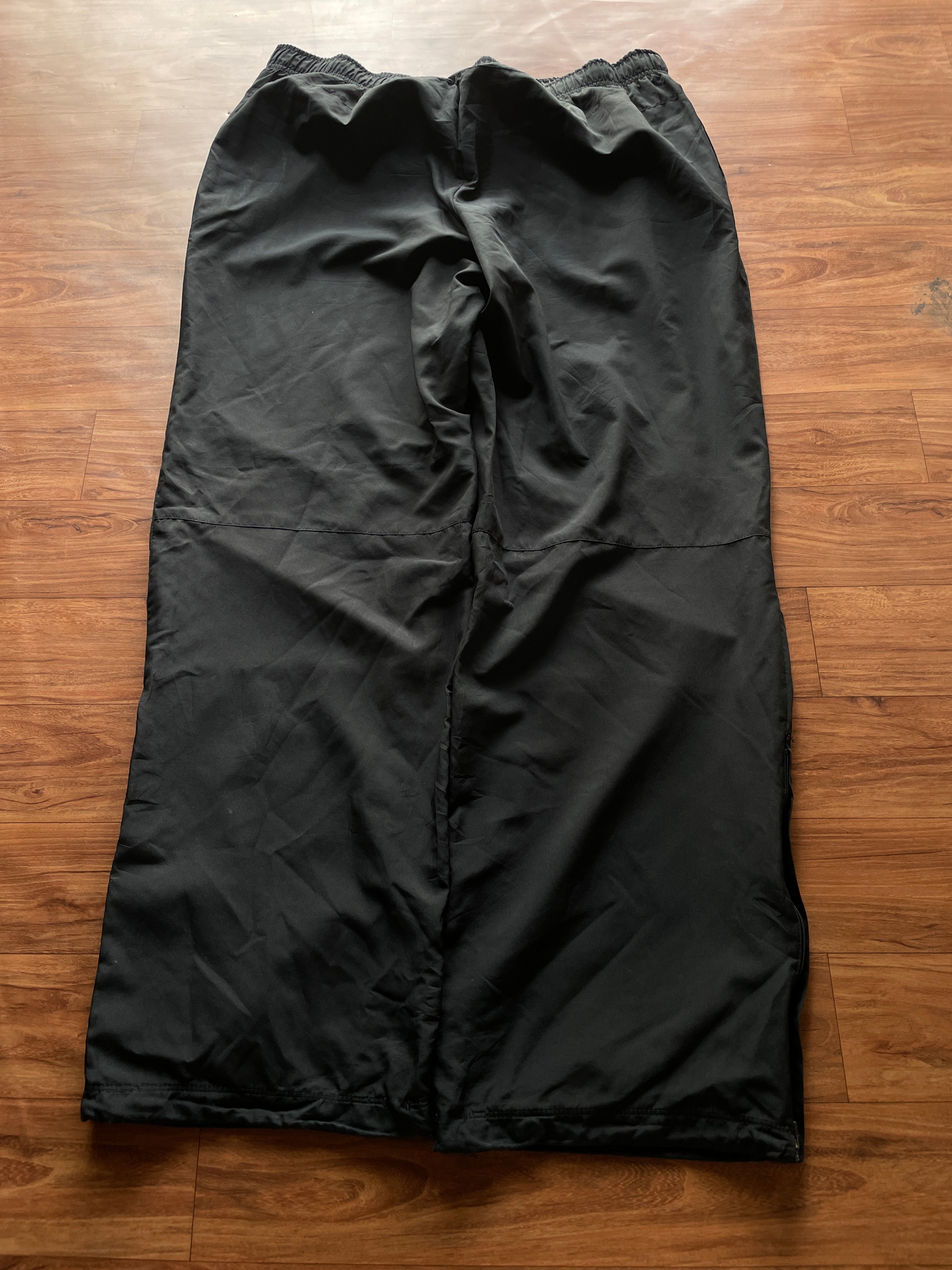 Nike baggy