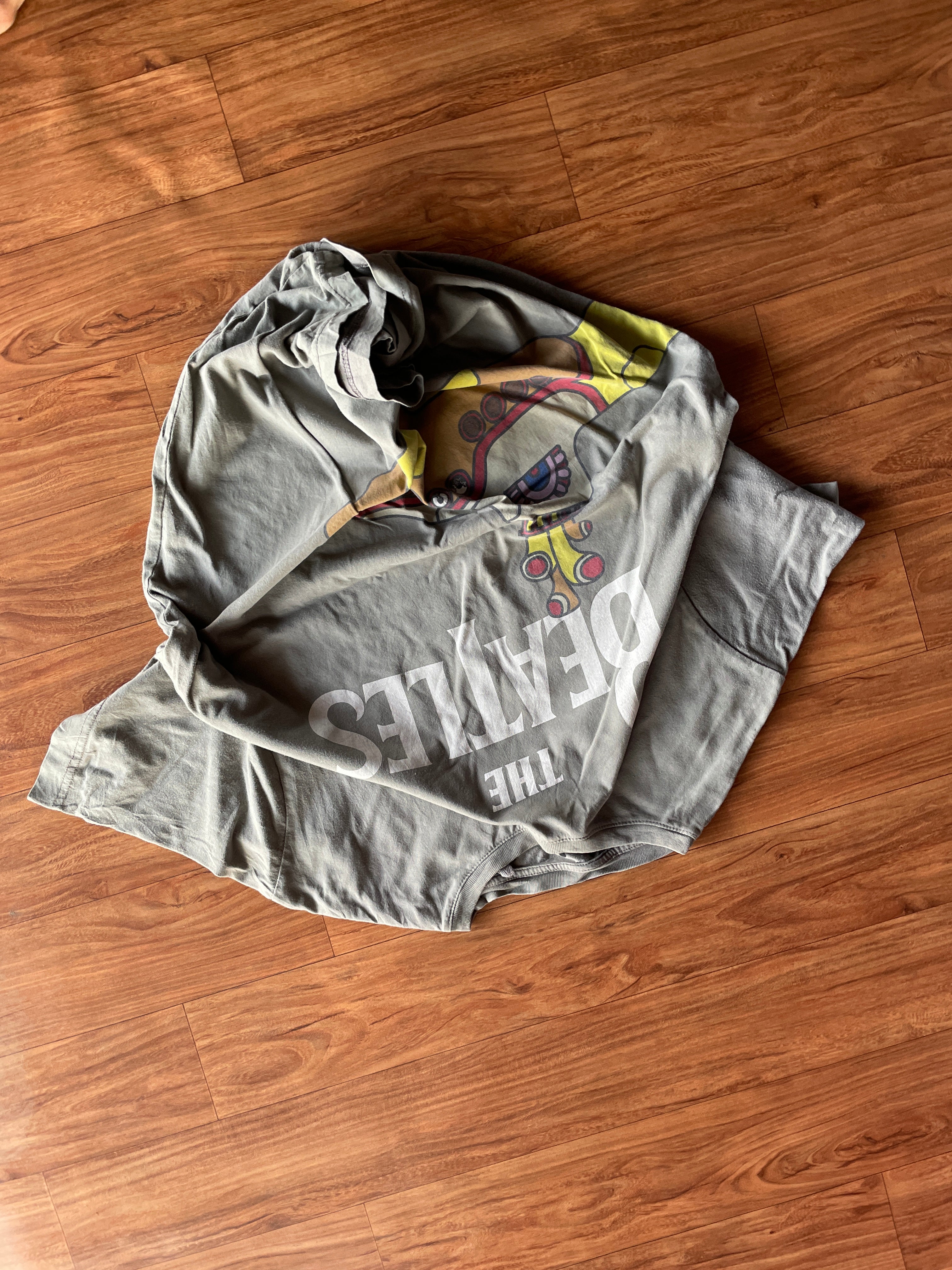 Tee