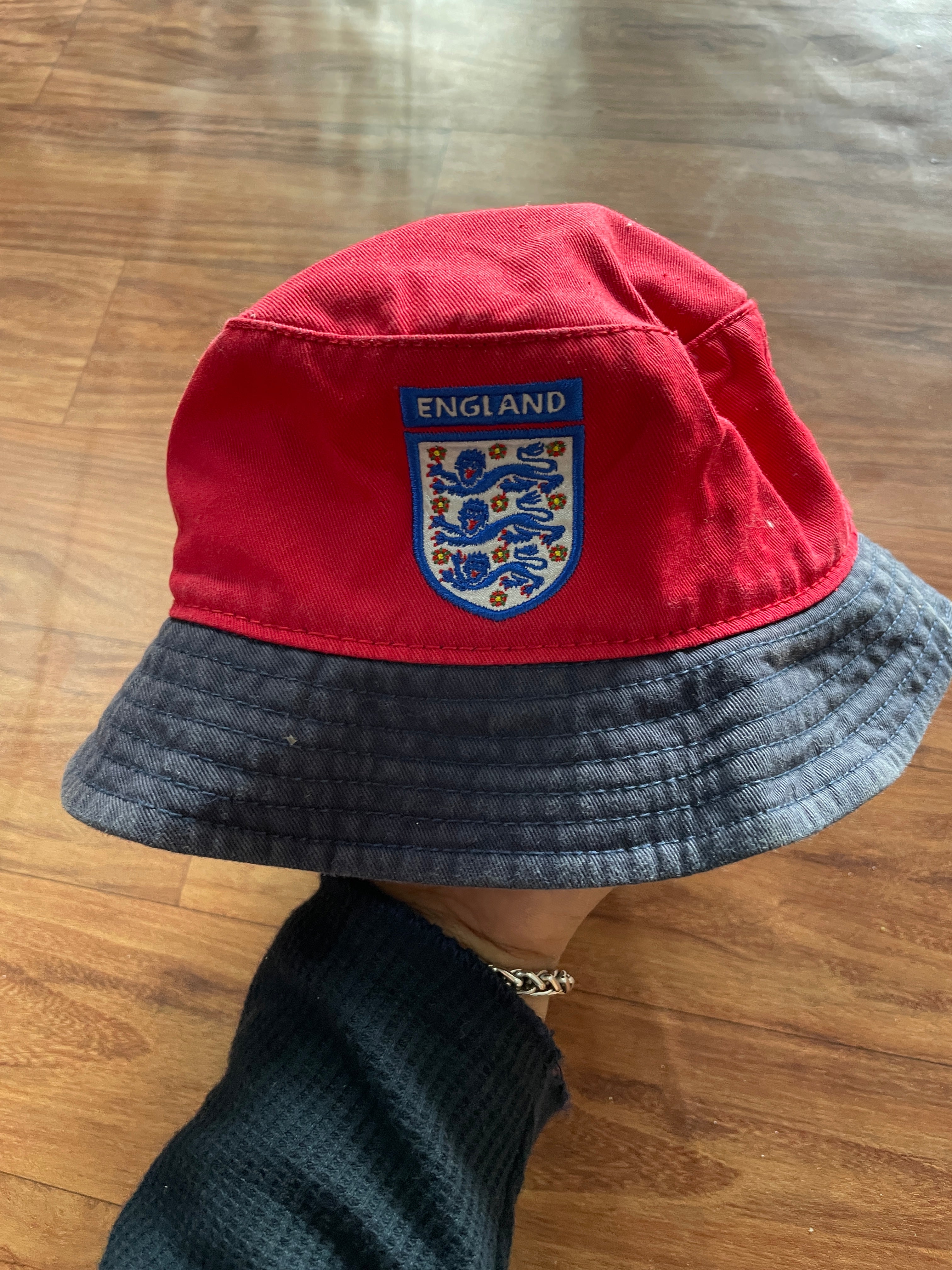 England size s
