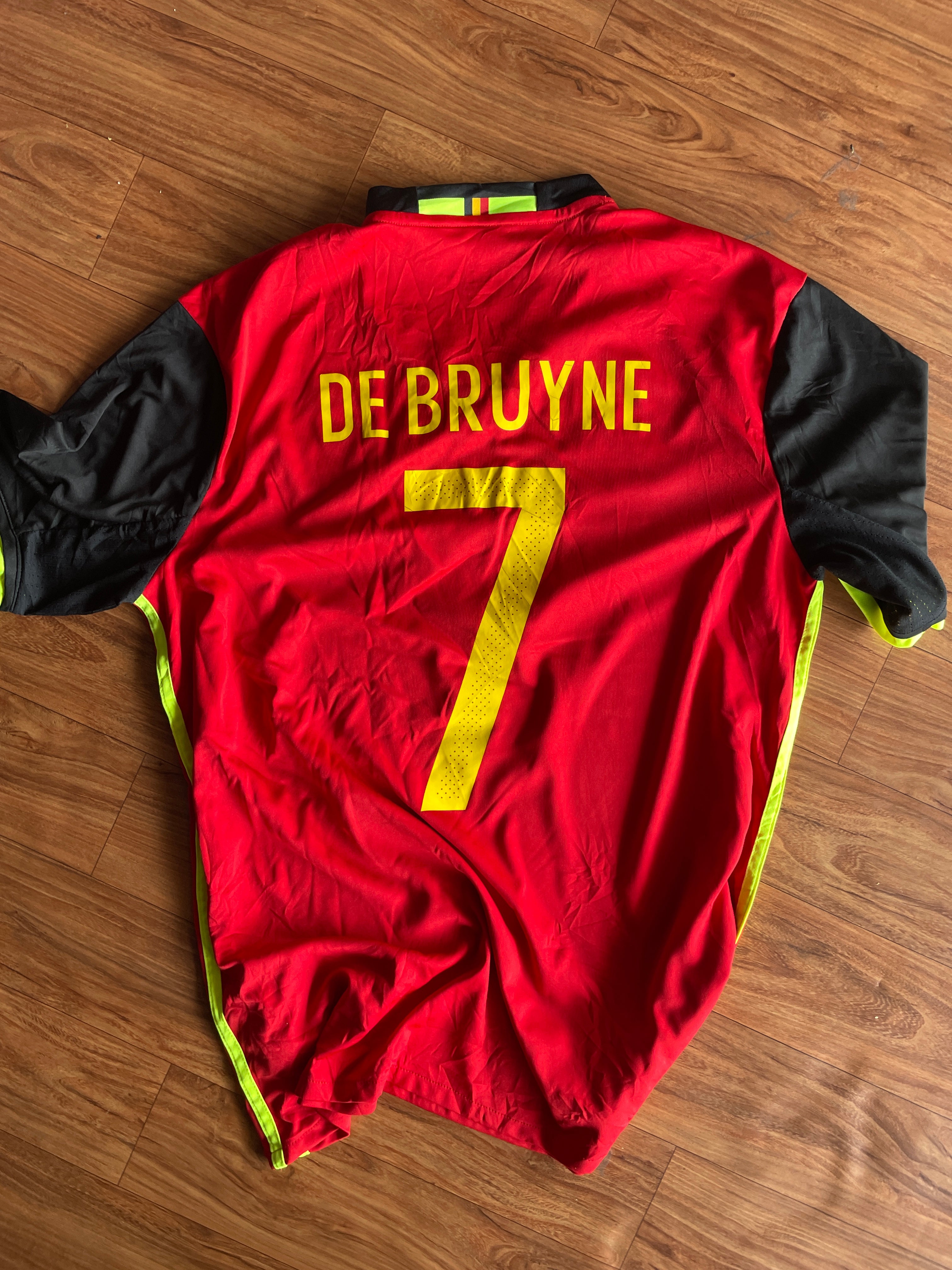 Belgium national football home jersey from the 2016-2017