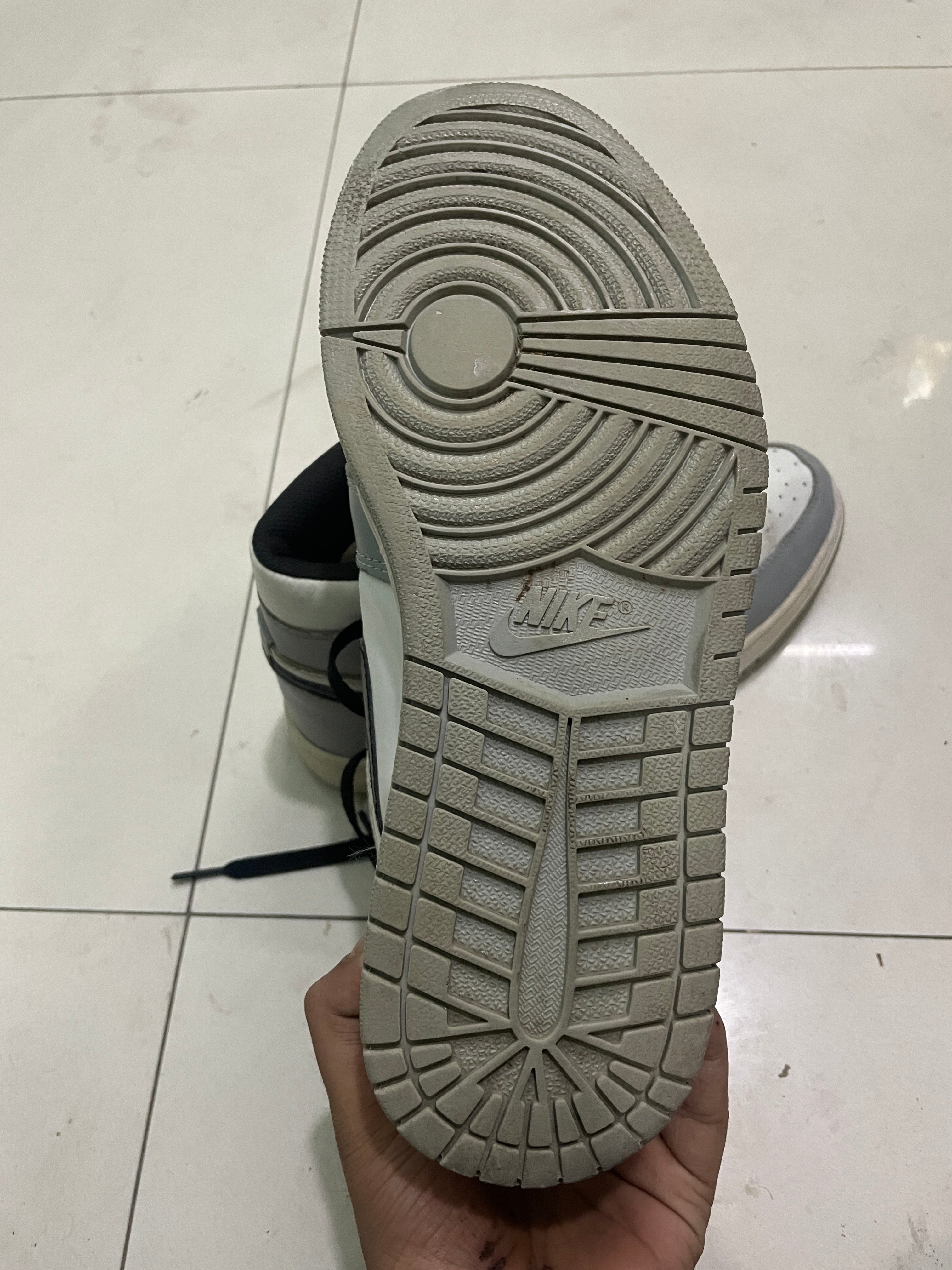 Retro 1 -Uk7.5