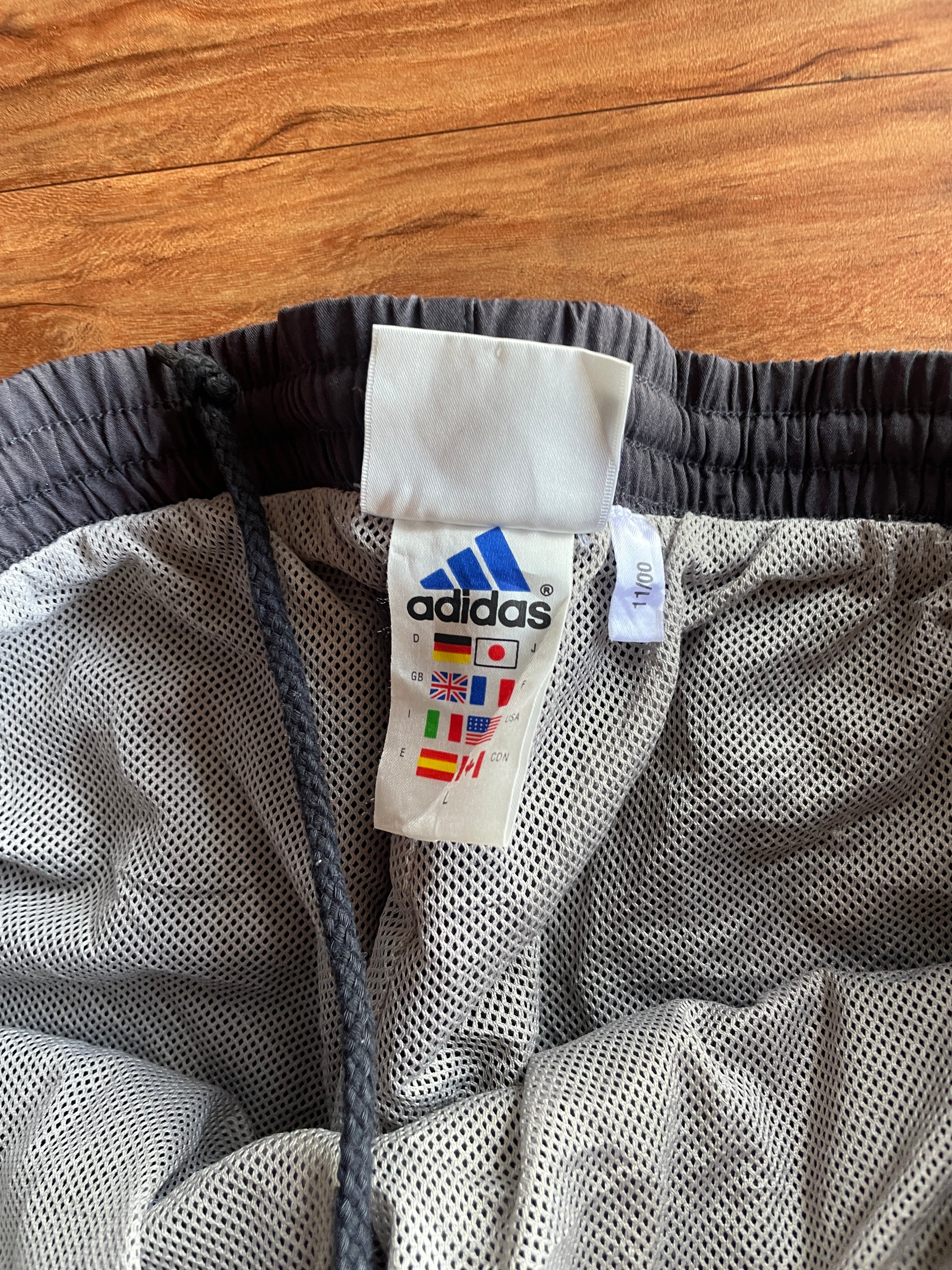 Vintage (W30-32 L41)