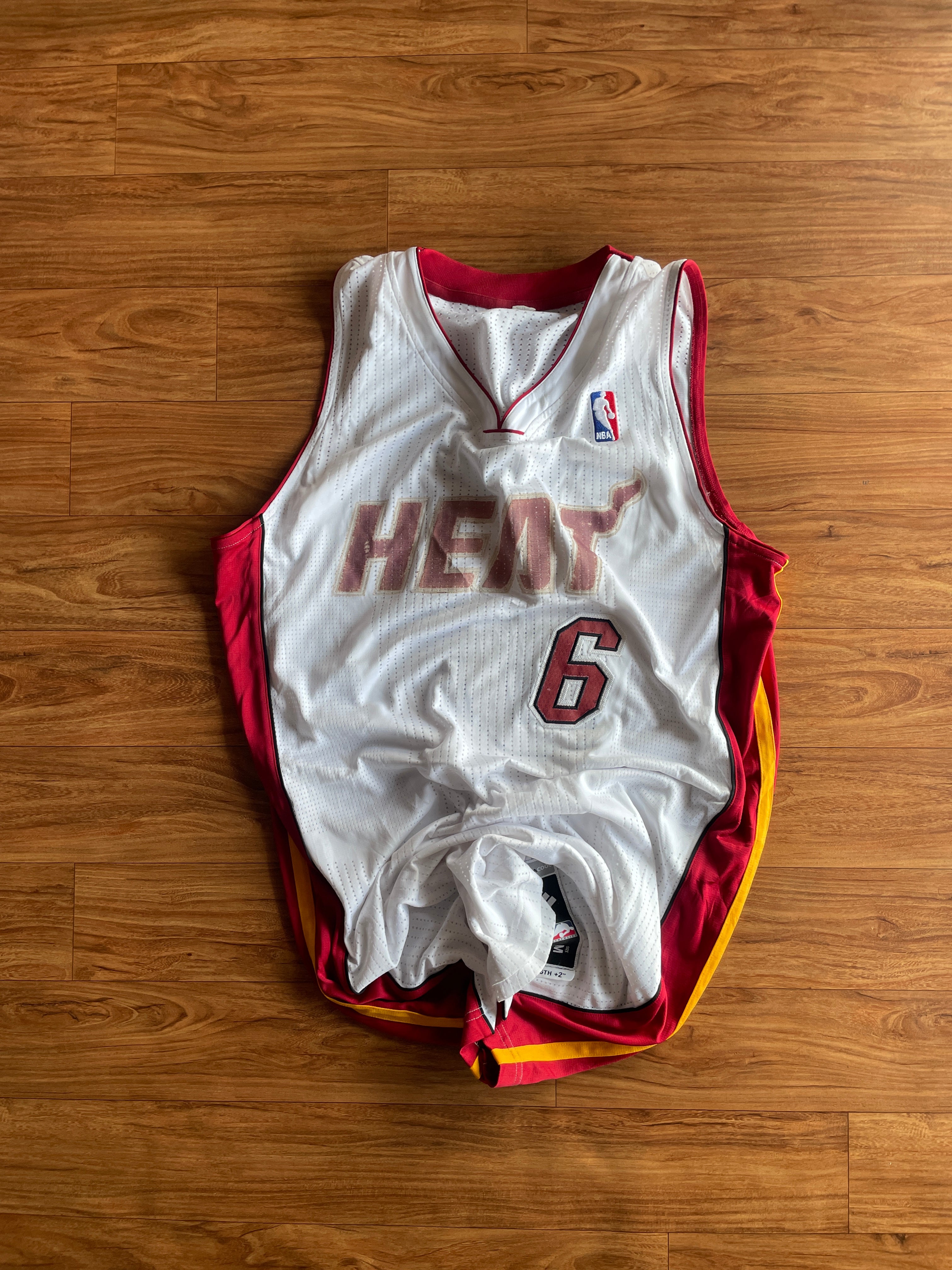 Heat LeBron James-M