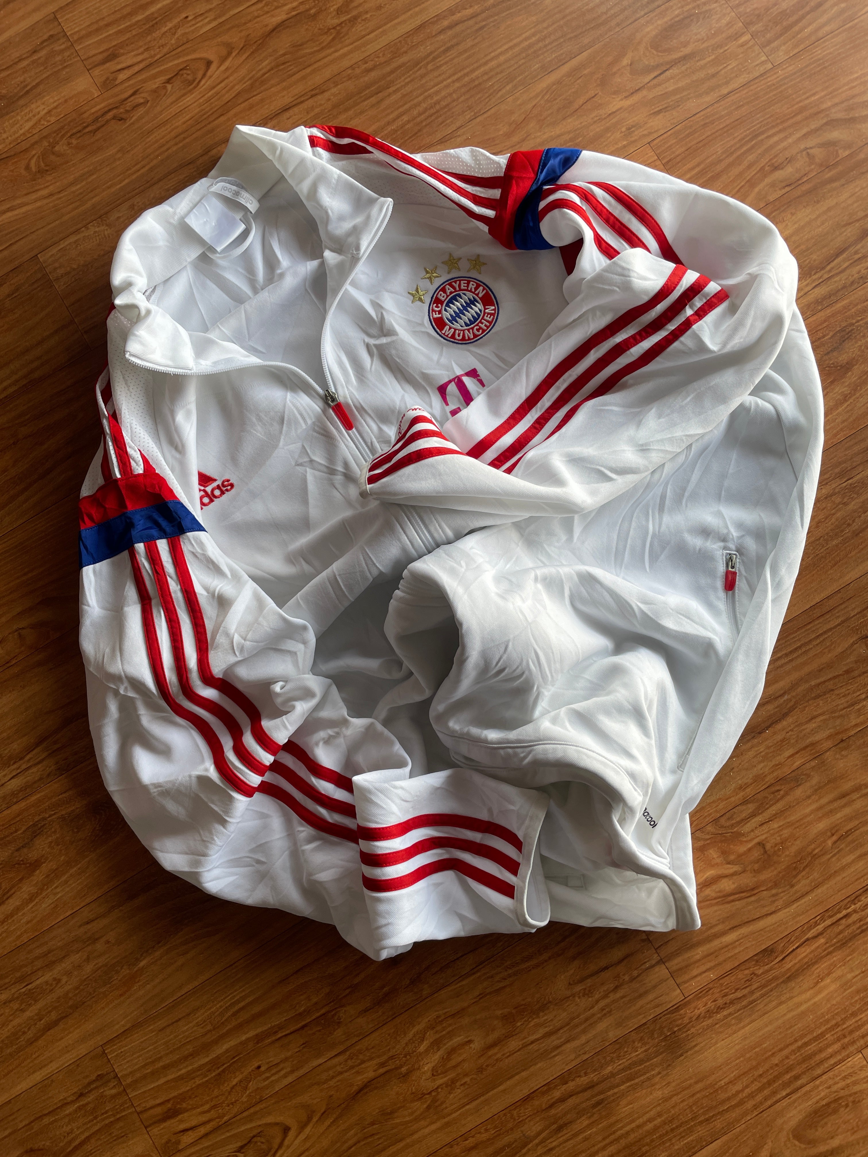 Bayern Munich(C50-52 L29)