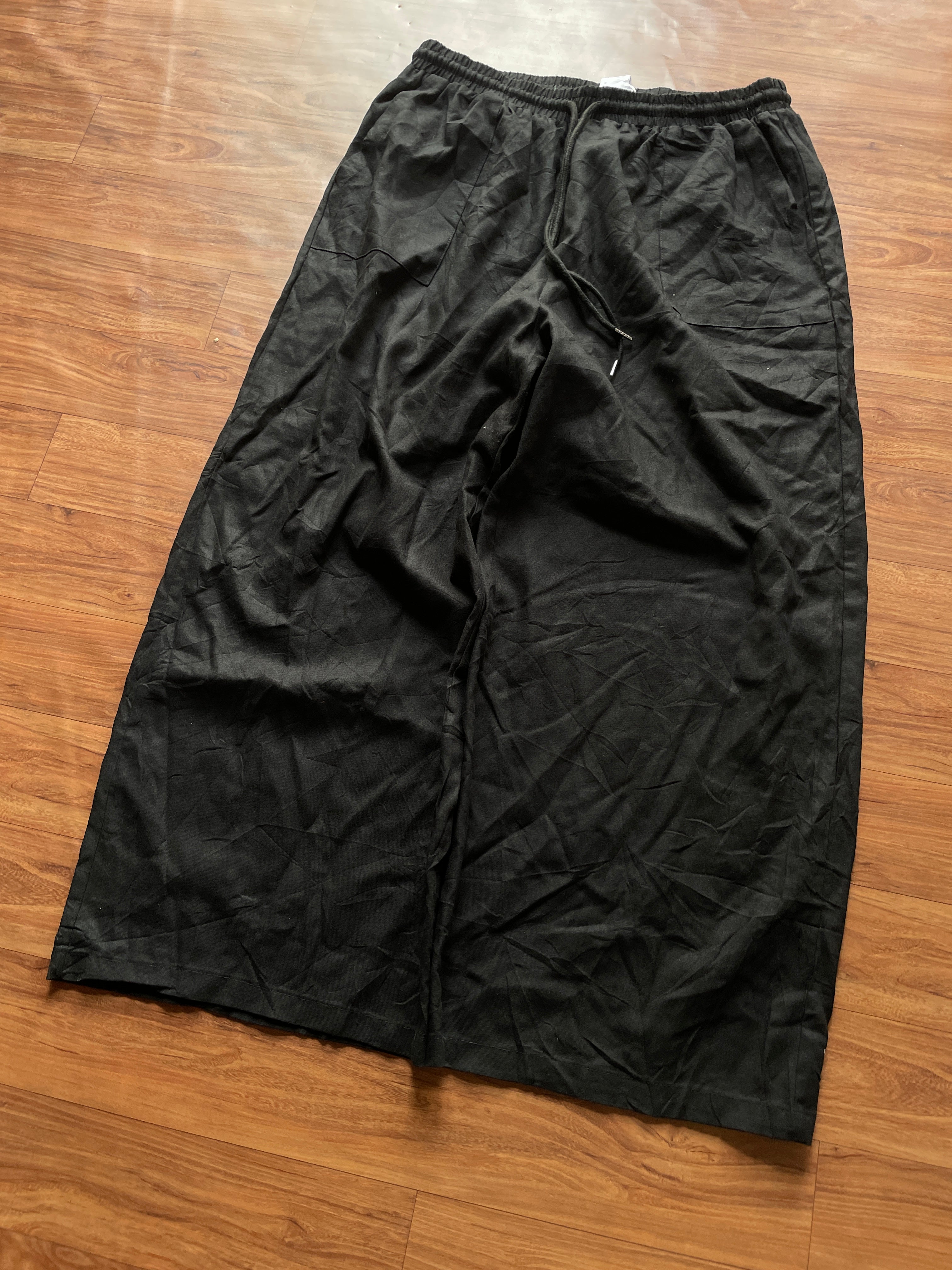 Black pant