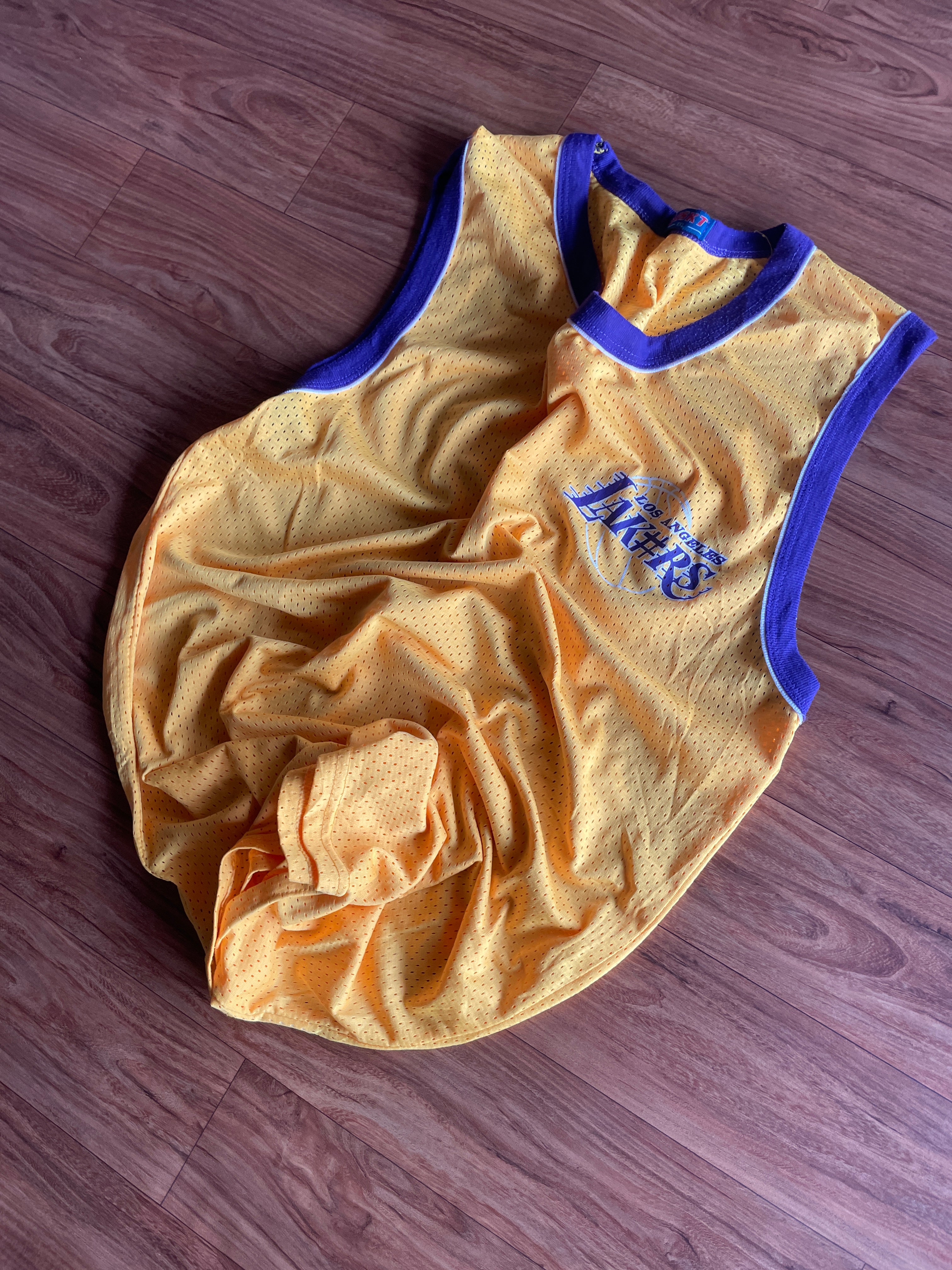Lakers -M