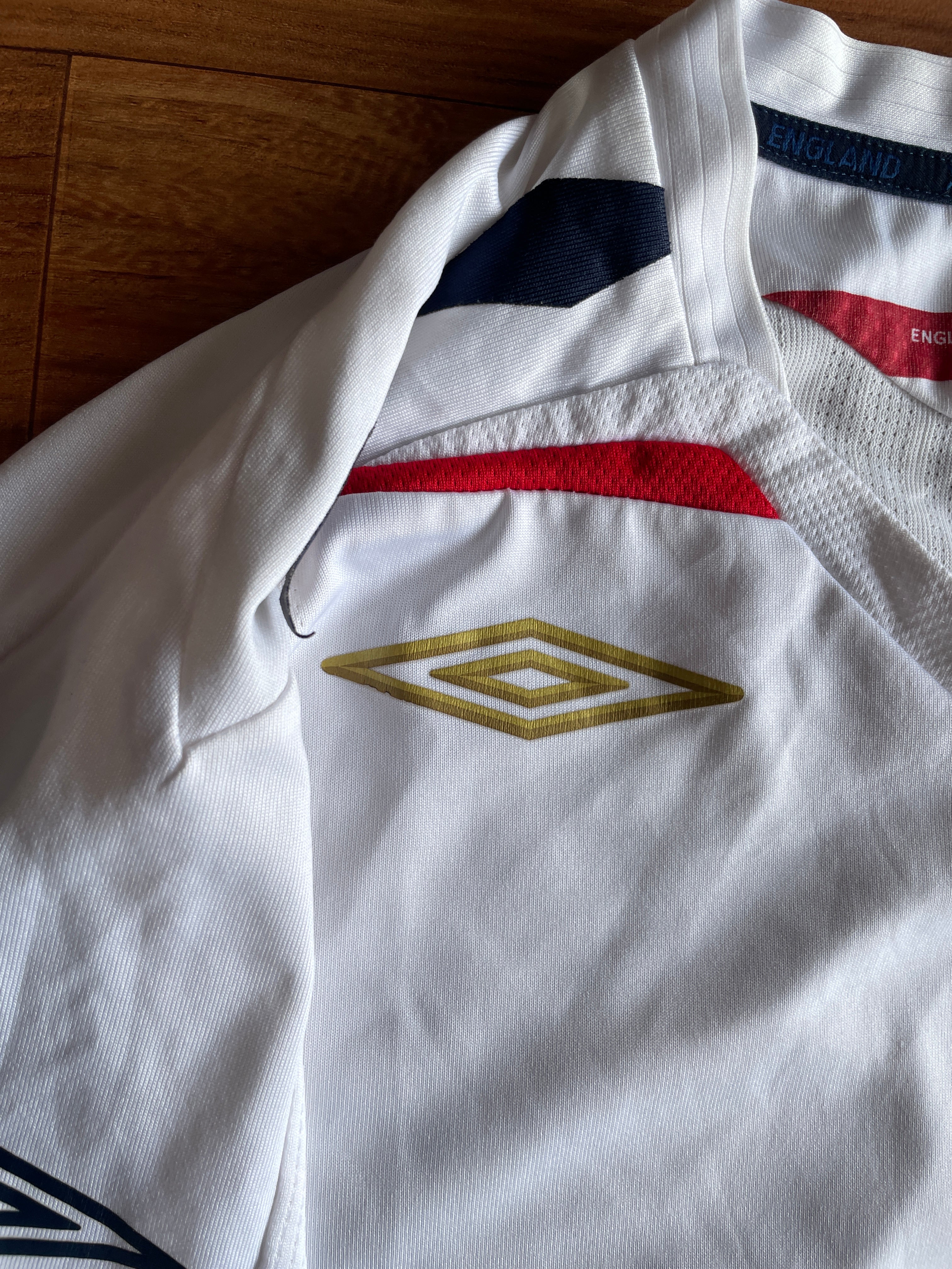 Vintage 2007/9 England jersey
