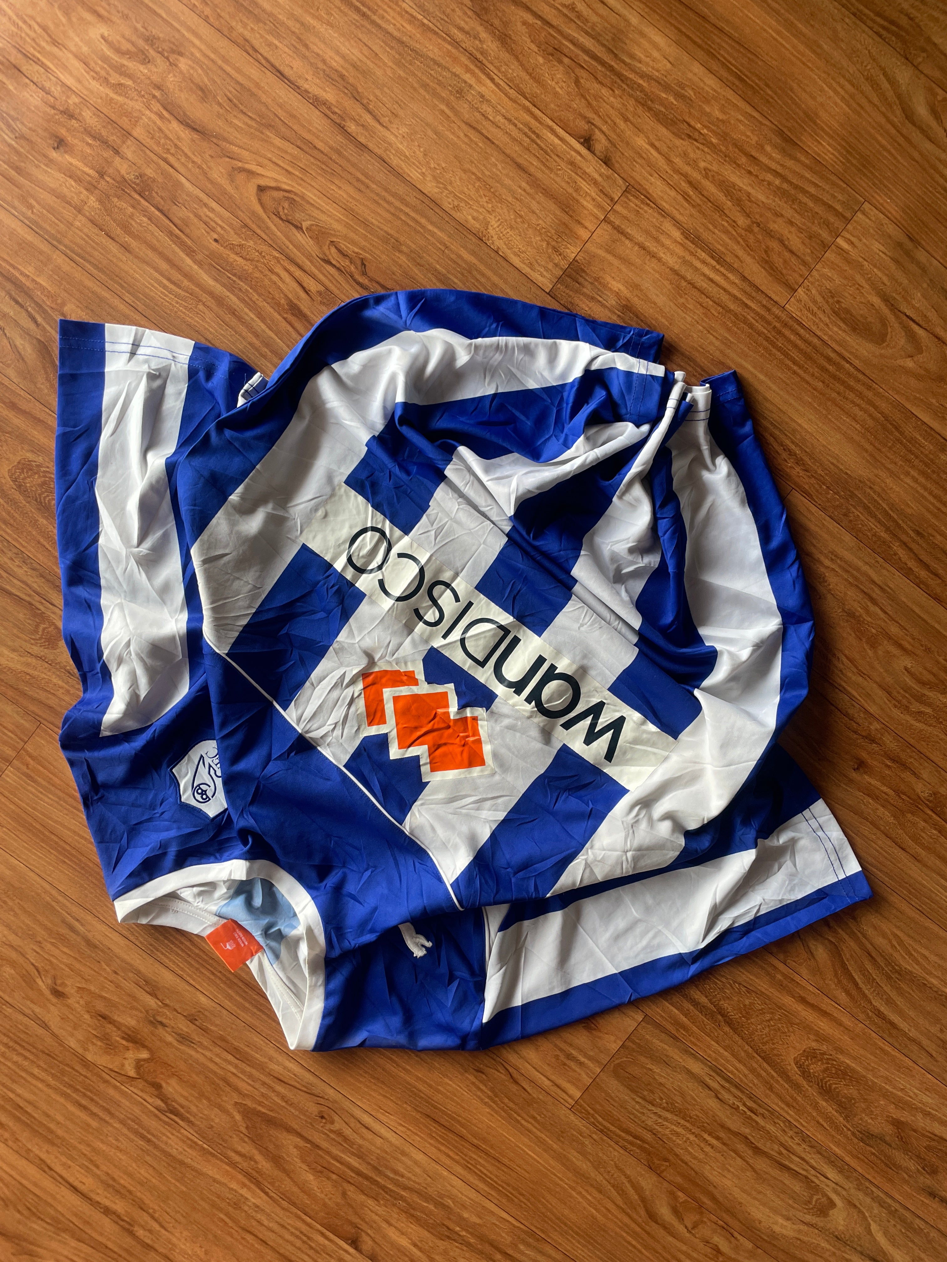SWFC jersey (C40-42 L28)