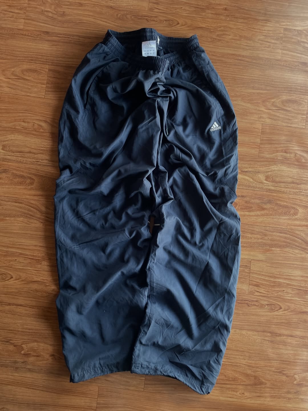 A*didas Blue track