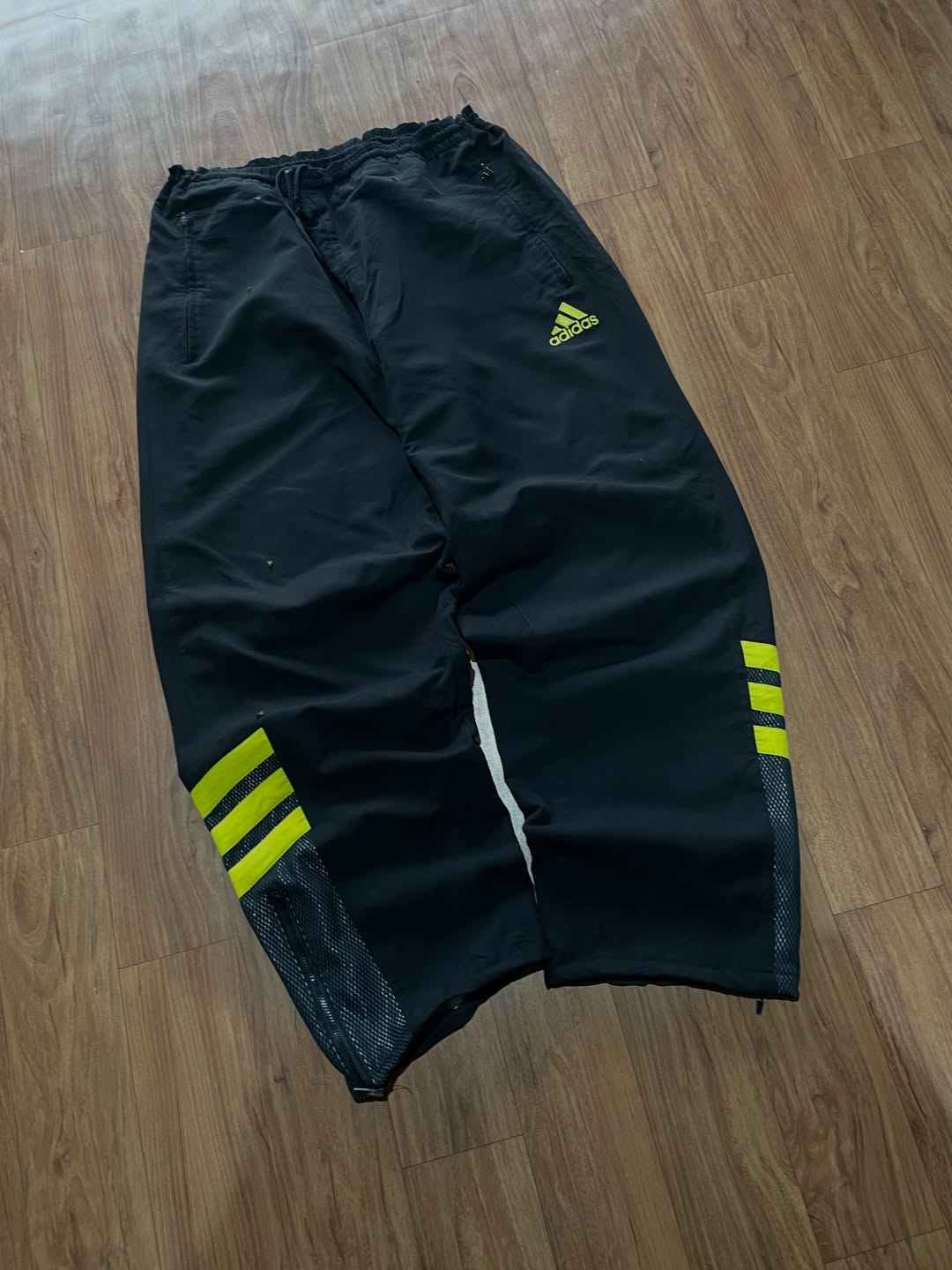 A*didas Track