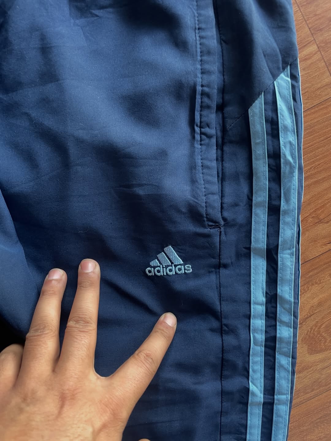 A*didas Blue stripe