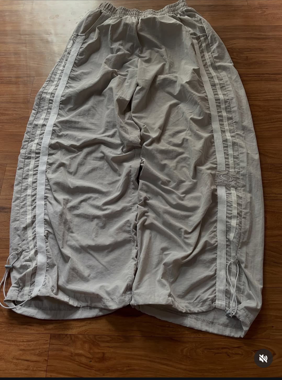 Non brand 3 stripe
