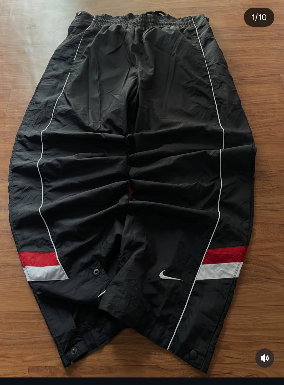 Nike vtg red