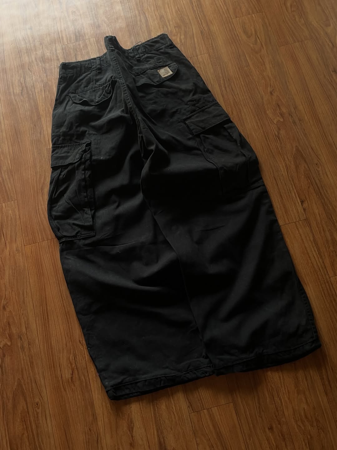 Carhartt black cargo