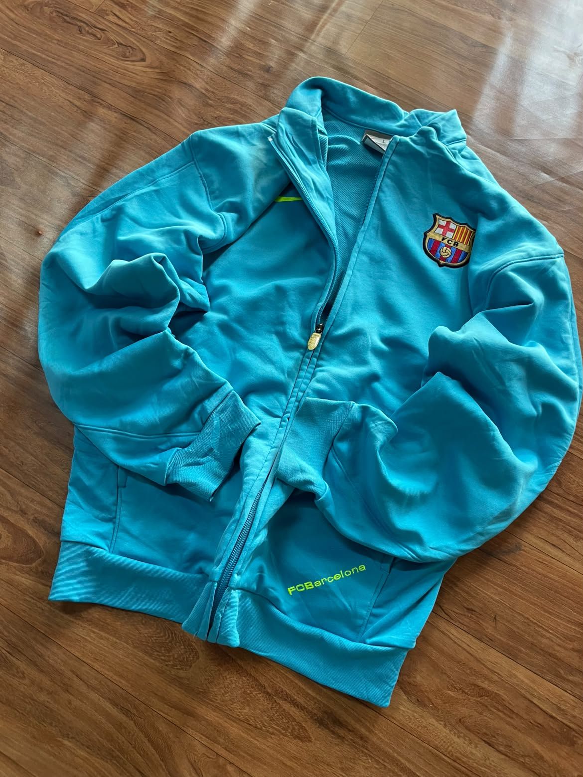 Barca sea green